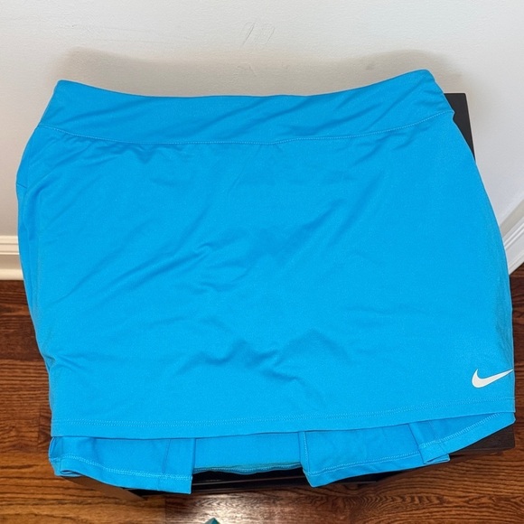 Nike Pants - NWT Nike Dri-FIT Golf Skirt Skort Women’s M Blue Performance Athletic